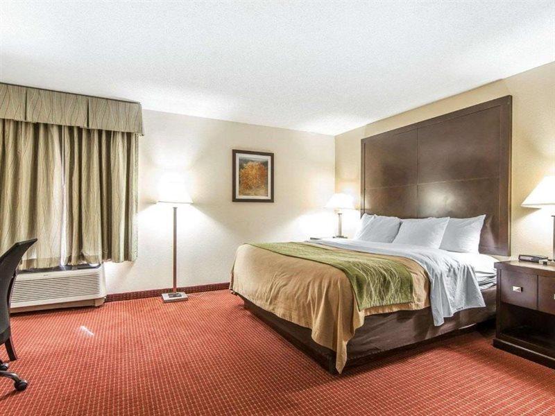 Quality Inn & Suites Rosemount Экстерьер фото