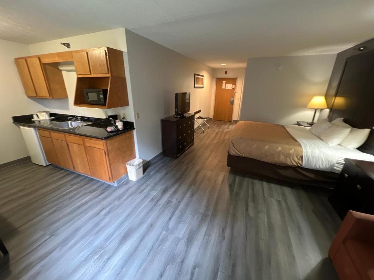 Quality Inn & Suites Rosemount Экстерьер фото
