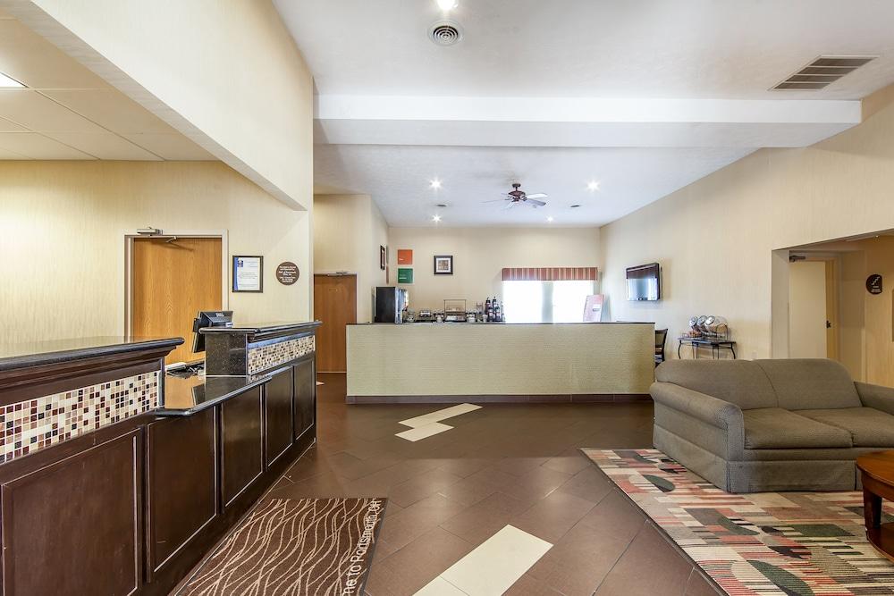 Quality Inn & Suites Rosemount Экстерьер фото