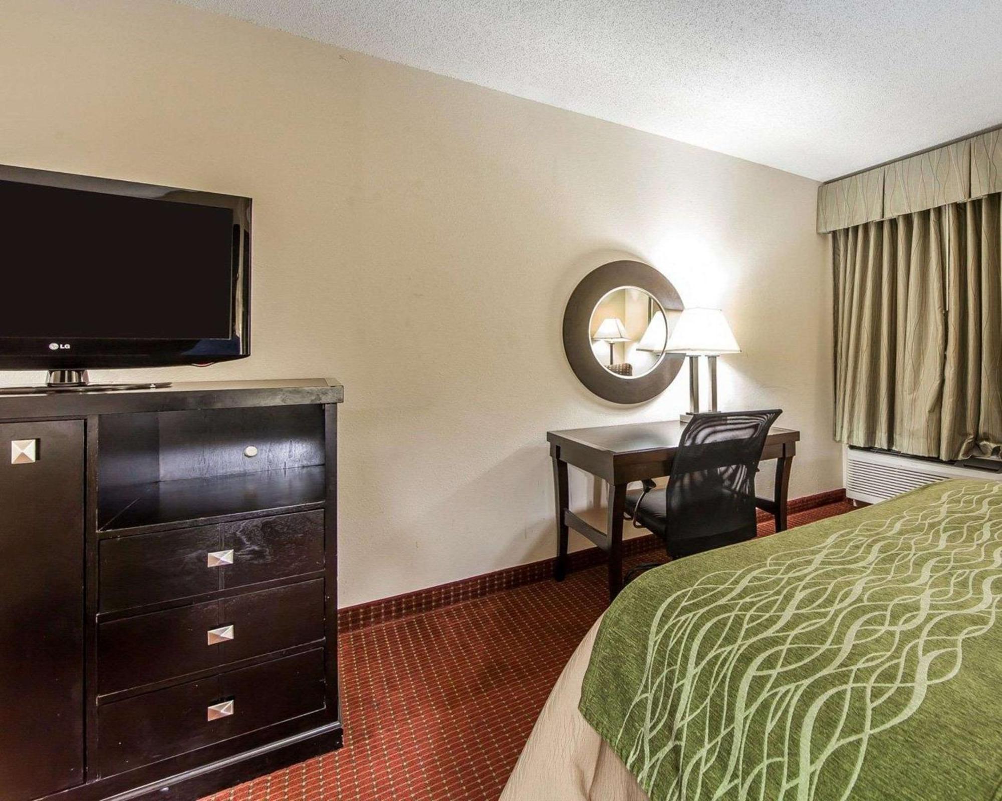 Quality Inn & Suites Rosemount Экстерьер фото