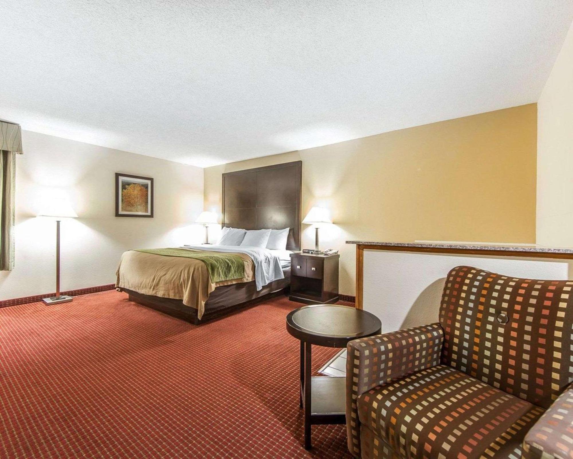 Quality Inn & Suites Rosemount Экстерьер фото