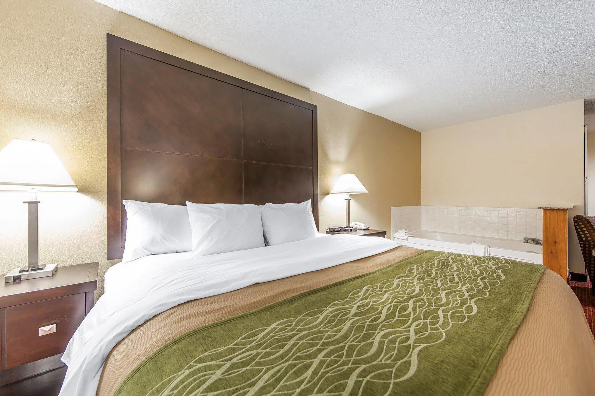 Quality Inn & Suites Rosemount Экстерьер фото