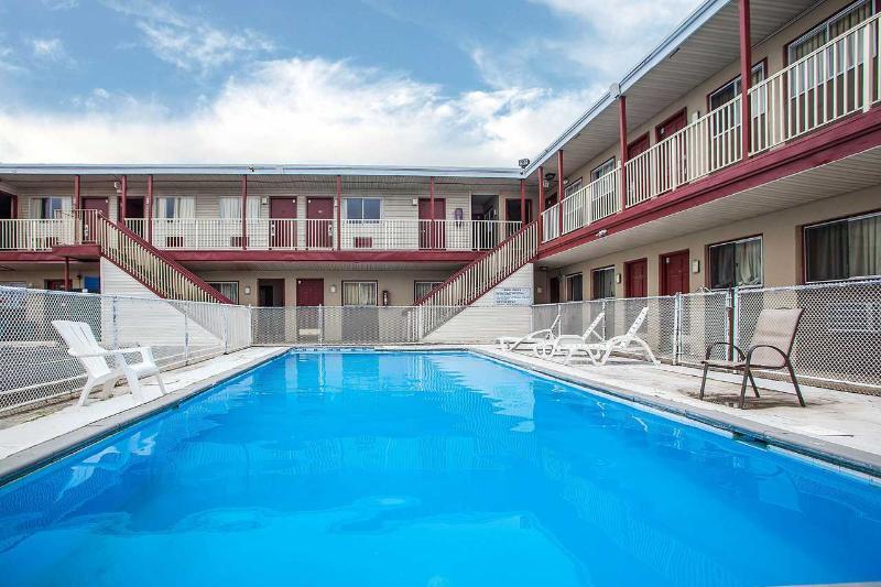 Quality Inn & Suites Rosemount Экстерьер фото